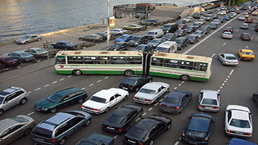 اپراتورها می توانند بر ترافیک در سطح شهر نظارت کنند و اقدامات لازم را برای سرعت بخشیدن به جریان ترافیک انجام دهند